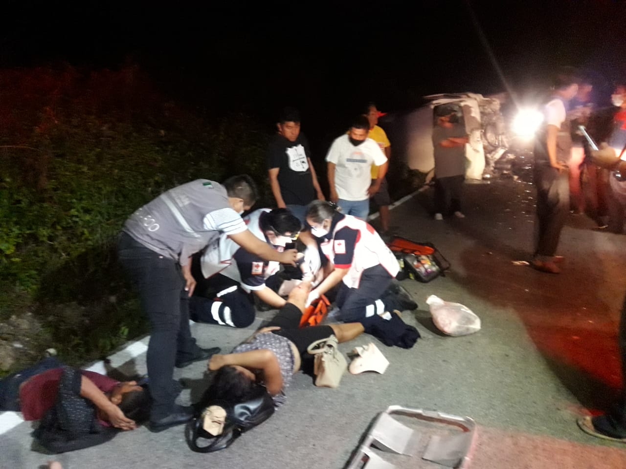 Choque deja un muerto y cinco heridos en la carretera Felipe Carillo Puerto