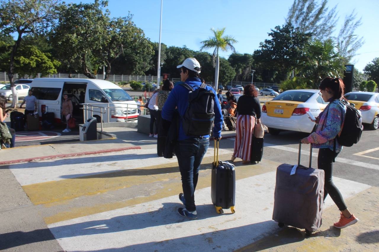 Cae un 54.9%, movilidad de pasajeros en aeropuertos de Quintana Roo