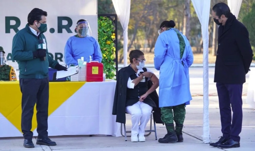 Inicia vacunación en CDMX, Edomex y Querétaro; ¿quiénes fueron los primeros?