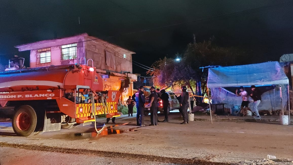 LA pirotecnia pudo sido la causante del incendio de una casa en Chetumal
