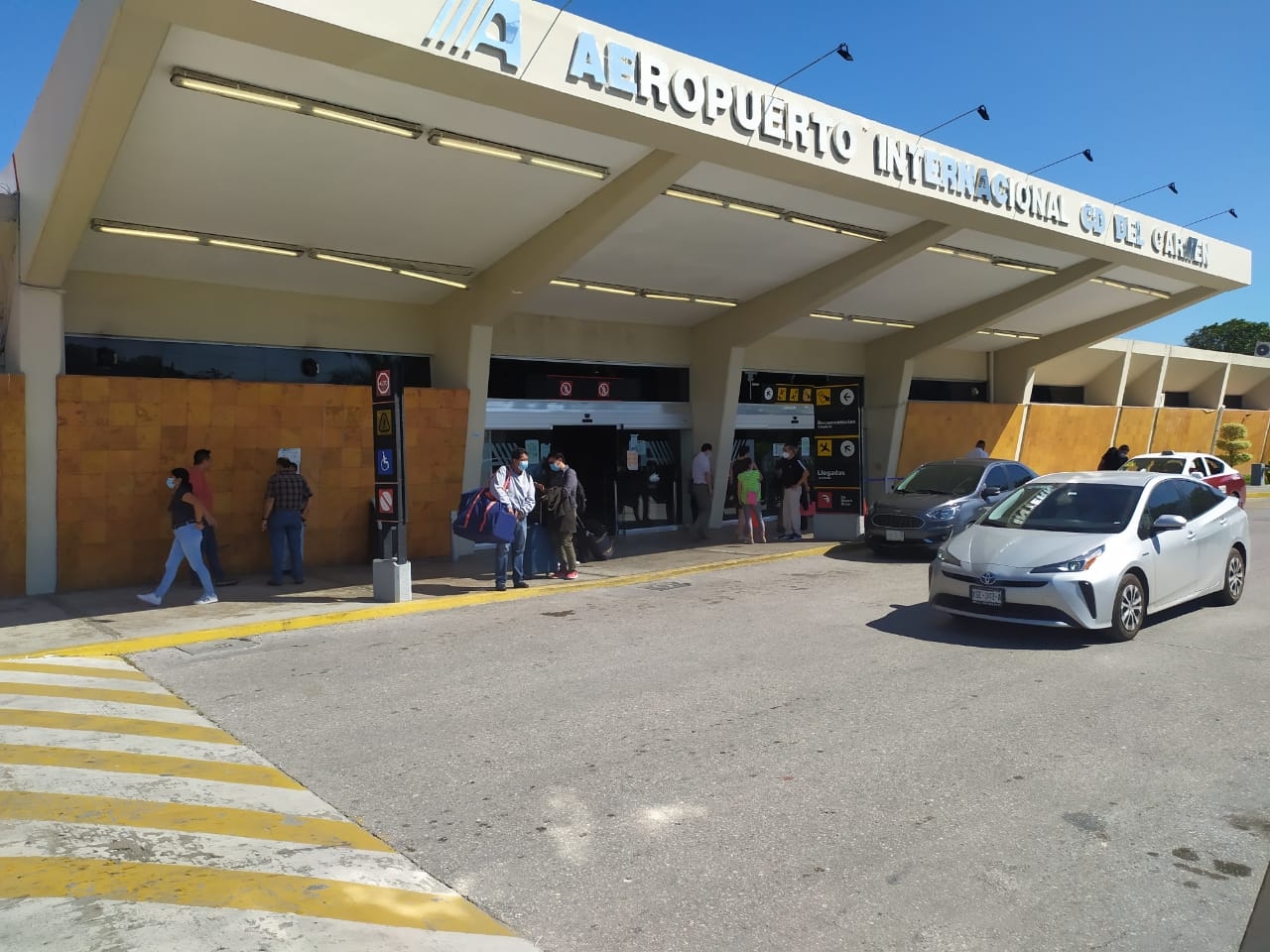 Reanudan los vuelos en el Aeropuerto Internacional de Cuidad del Carmen