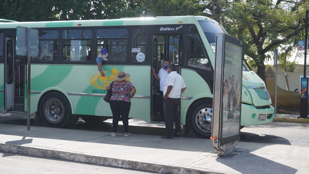 Transportistas de Campeche terminan el año en crisis