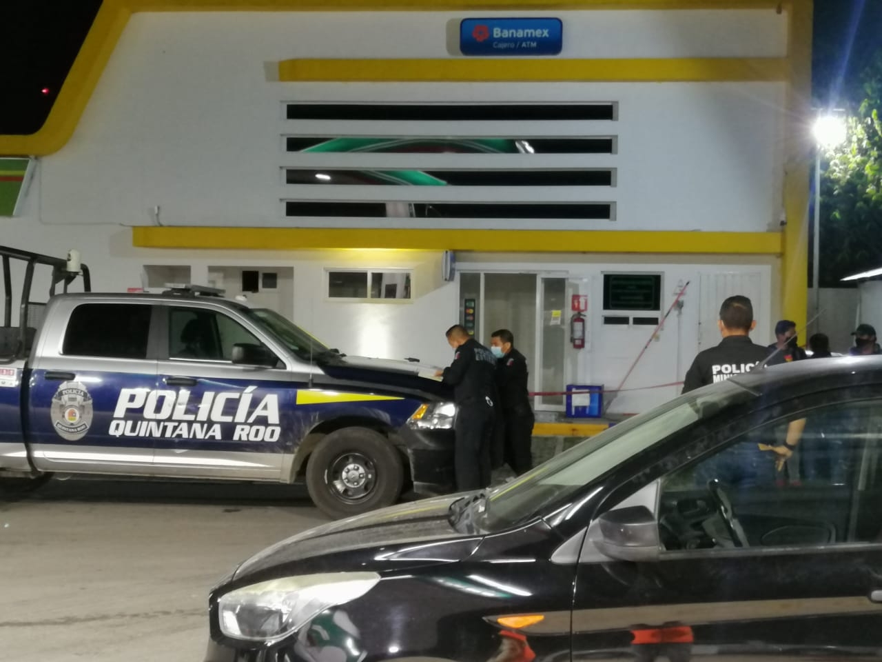 Roban cajero automático de Calzada Veracruz en Chetumal
