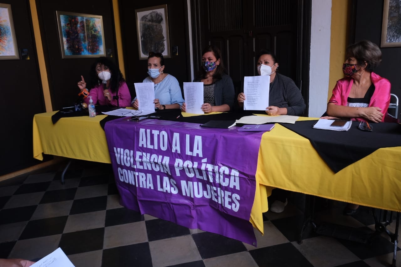 Mujeres se unen en contra de la violencia política en Yucatán