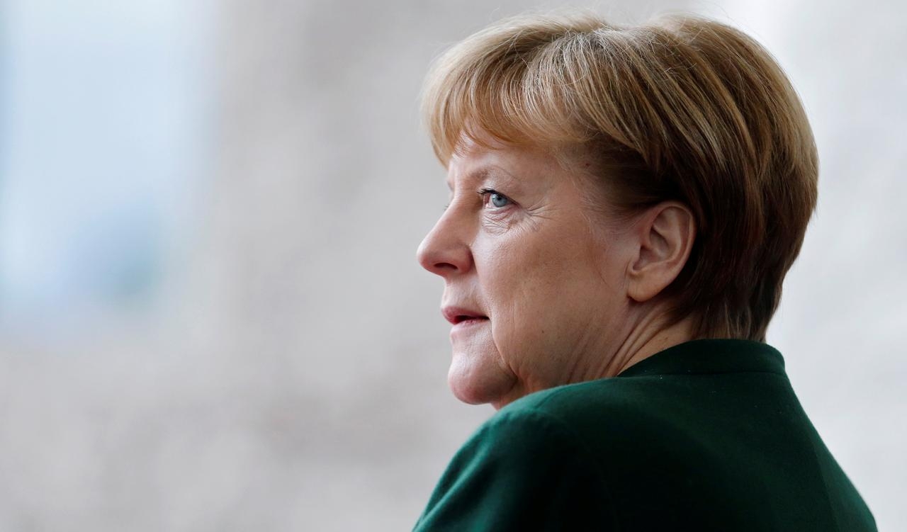 Es inaceptable tener 590 muertes diarias por COVID-19: advierte Merkel 