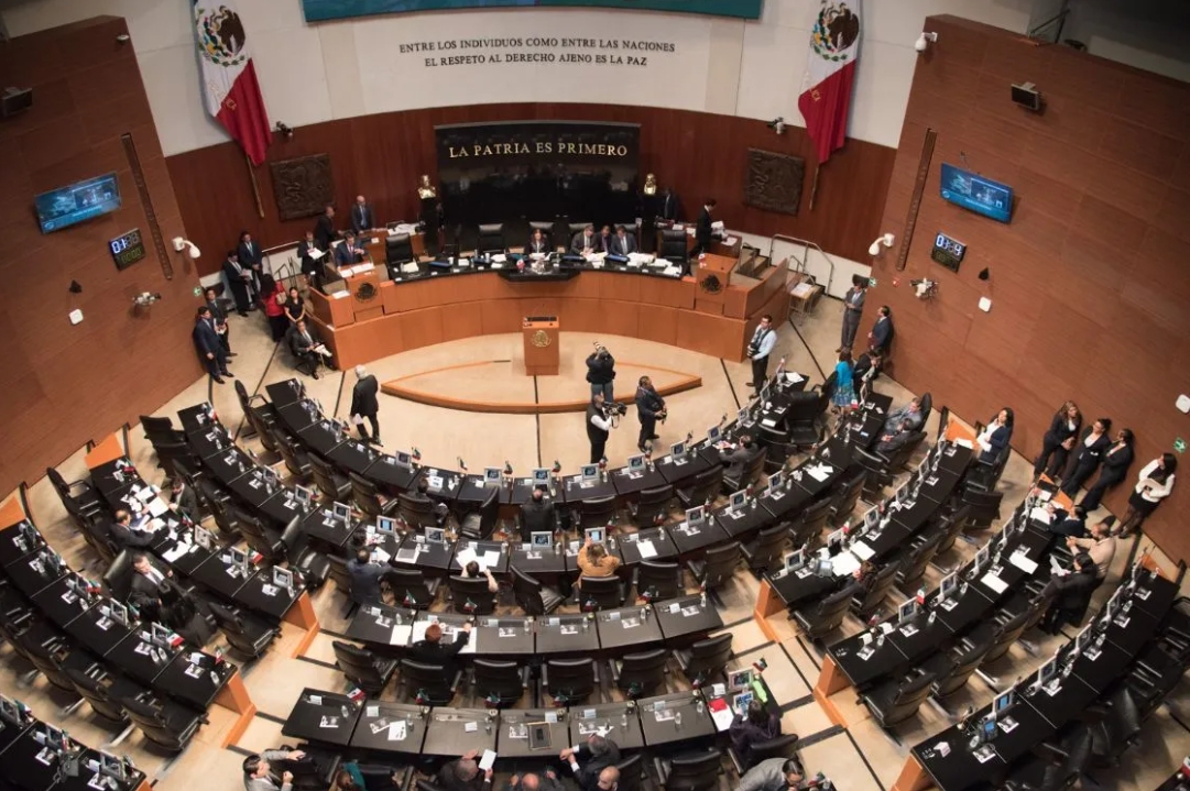 Avanza ley para regular la operación de agentes extranjeros en México