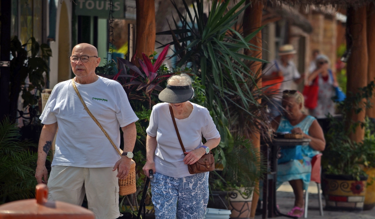 Arriban más turistas a Puerto Morelos; registran 200 visitantes diarios