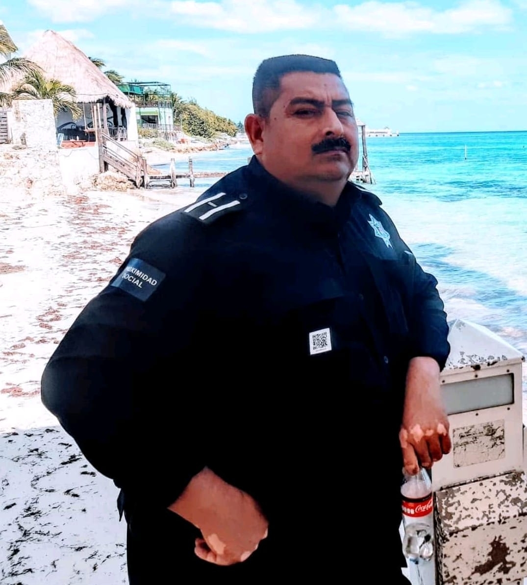 Fallece oficial de la policía en Cancún por COVID-19