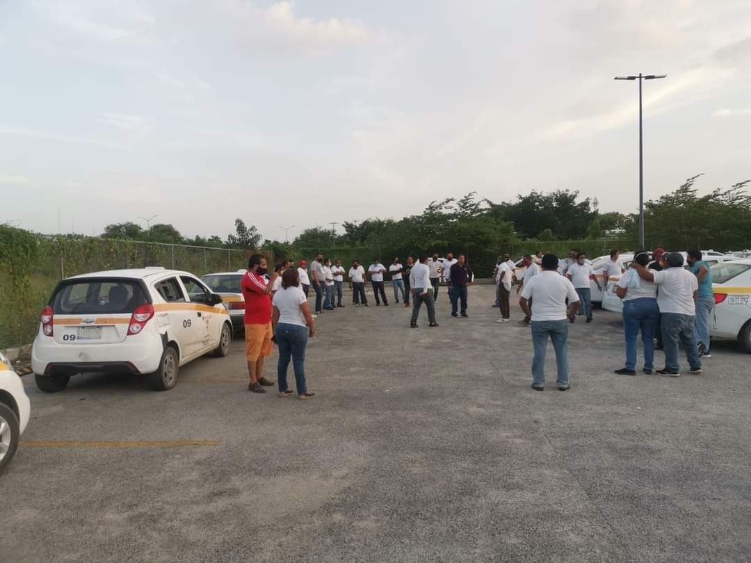 Taxistas de Chetumal protestan por restricciones contra COVID-19