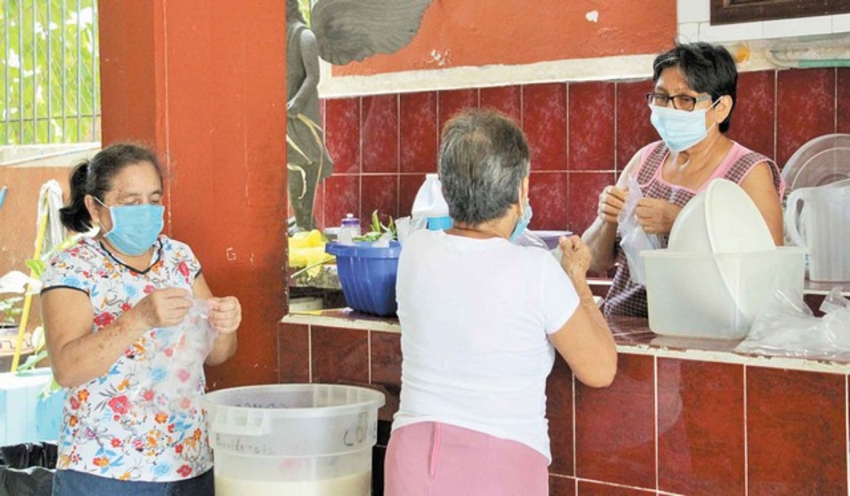 Comedor comunitario en Ciudad del Carmen opera ante la contingencia sanitaria