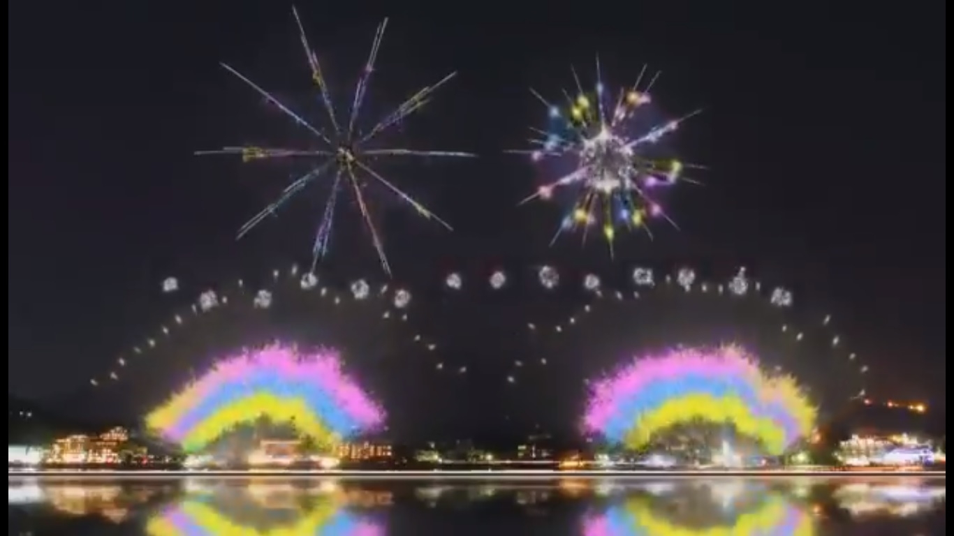 Así se iluminó Tokio con fuegos artificiales que se utilizarían en Juegos Olímpicos: VIDEO