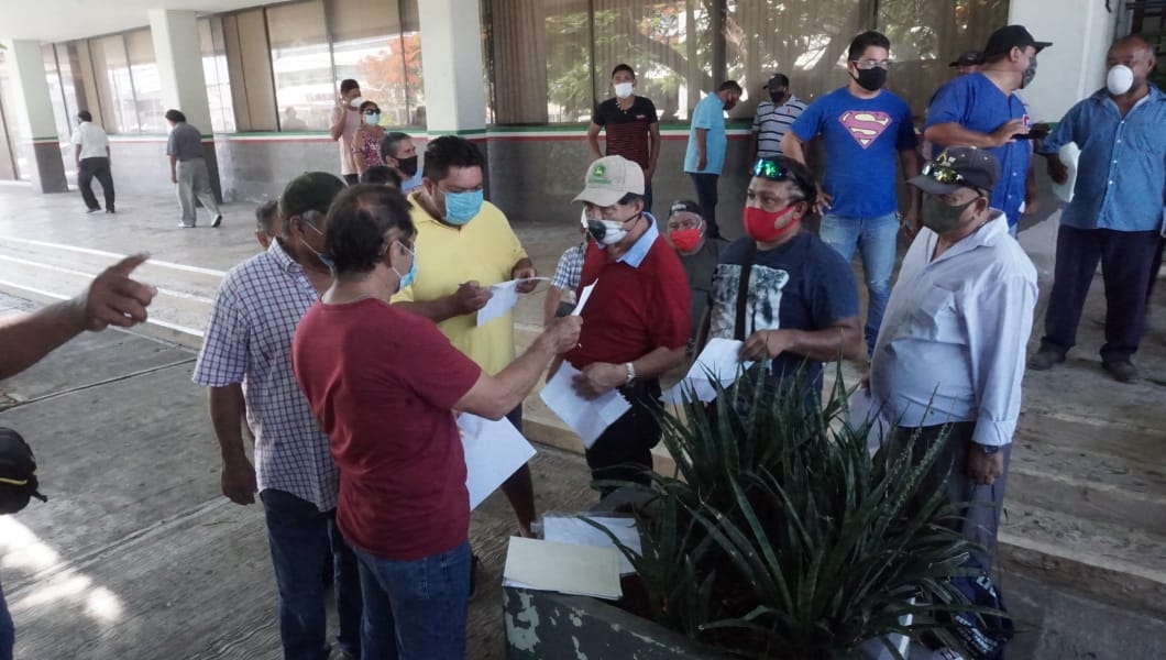 Pescadores de altura protestan en Campeche por la crisis económica