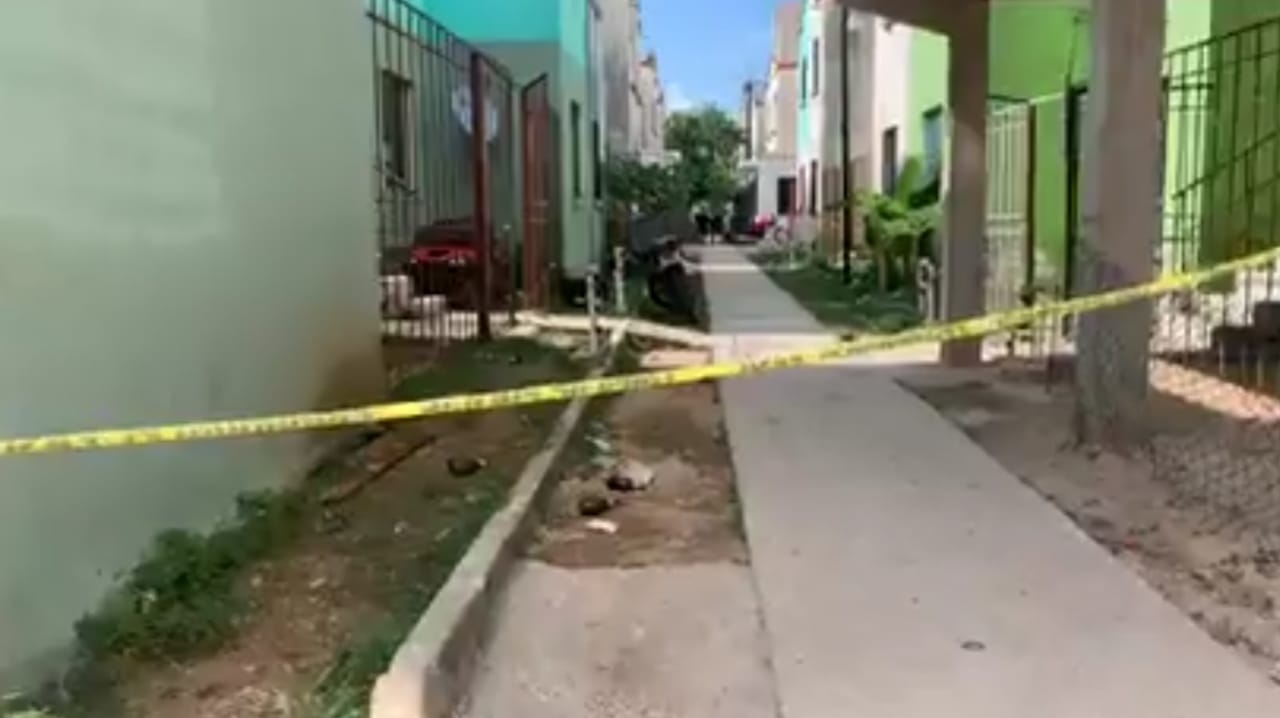 Joven es baleado en la puerta de su casa en Cancún