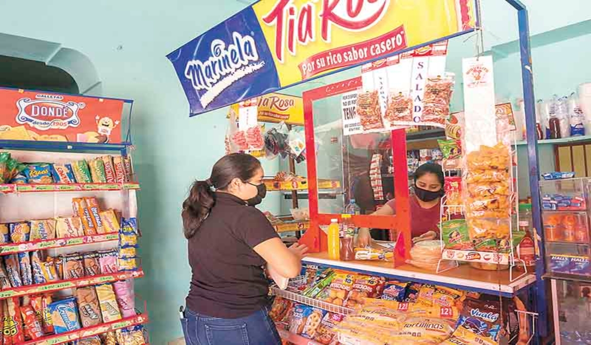 Por falta de liquidez, cierran 300 tienditas en Yucatán