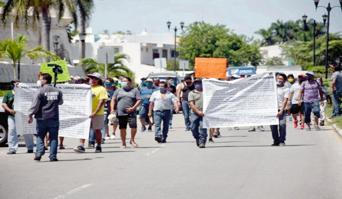 Tras protestas, pagarán a 140 pescadores de altura en Campeche