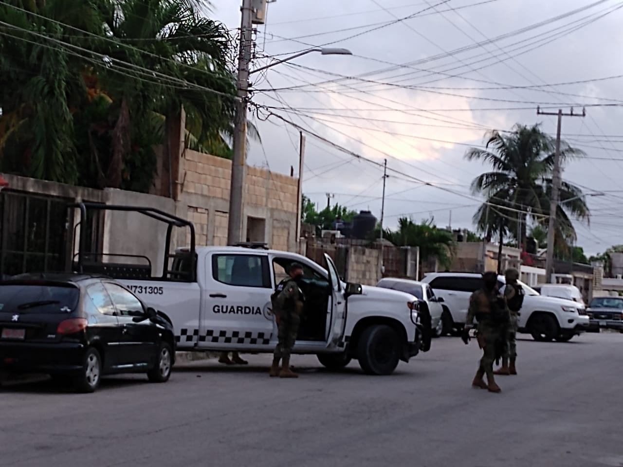 Guardia Nacional catea domicilio en la Región 236 de Cancún
