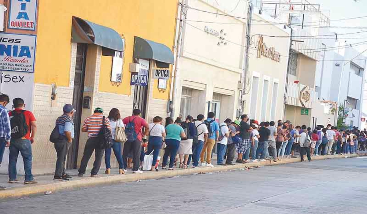 Hoteleros del Centro Histórico de Mérida insisten en la reubicación de paraderos