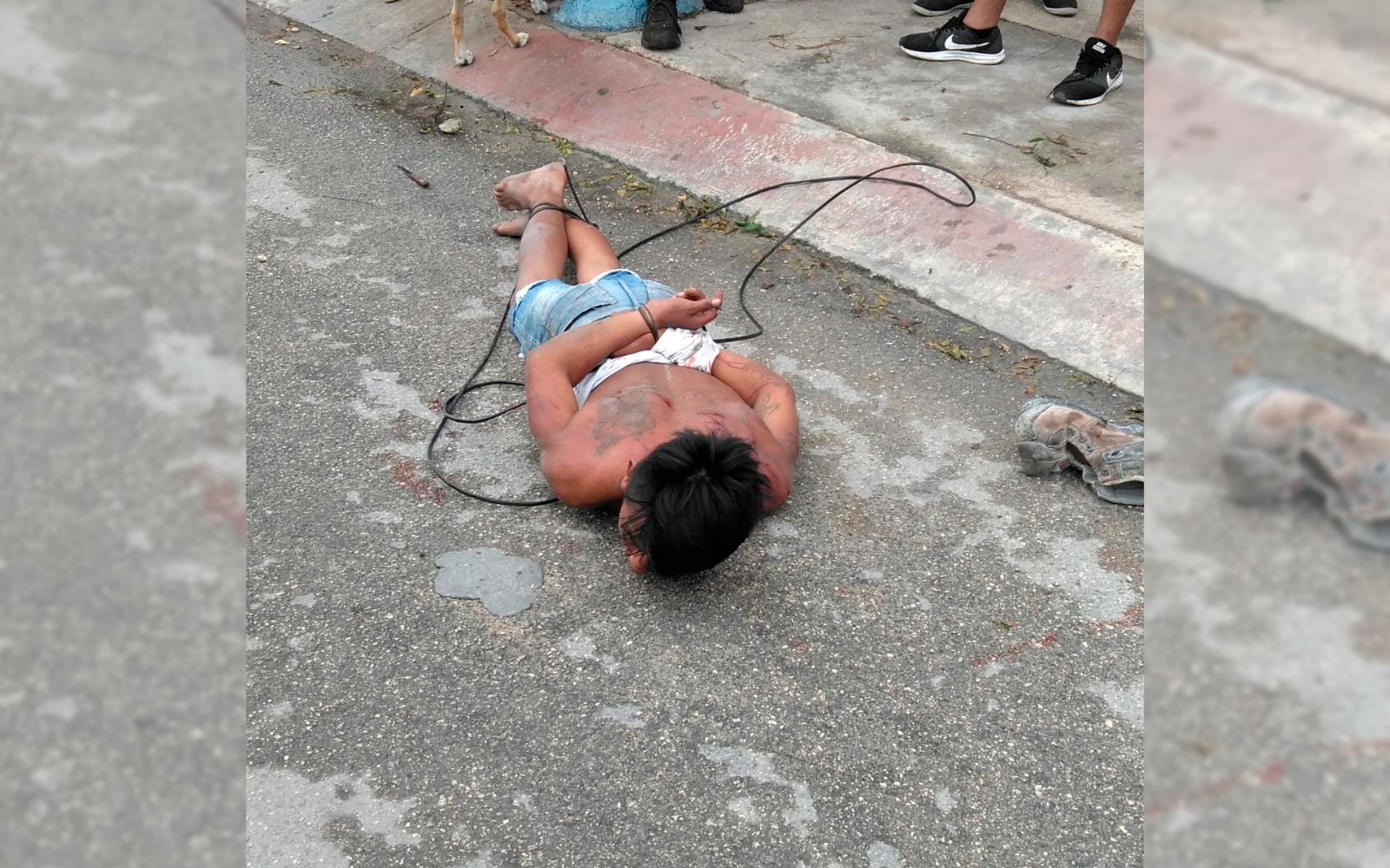 Golpean, amarran y entregan a presunto ladrón a policías de Quintana Roo