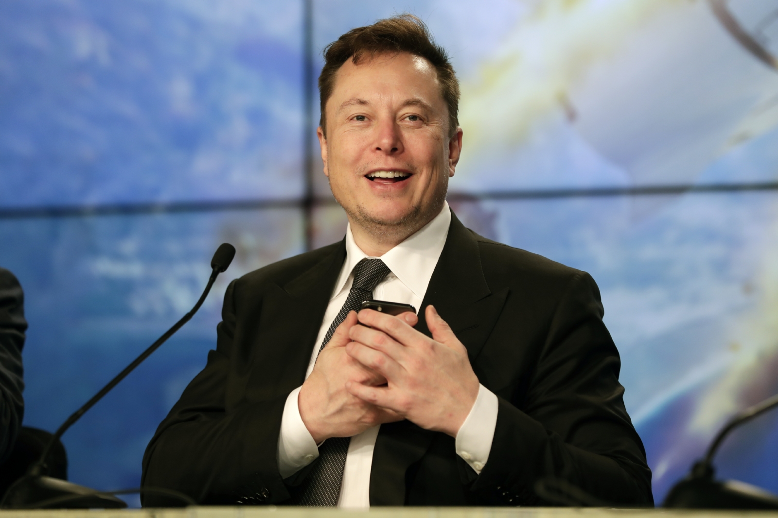 Elon Musk, fundador de Tesla, reta a Vladimir Putin a un duelo por Ucrania