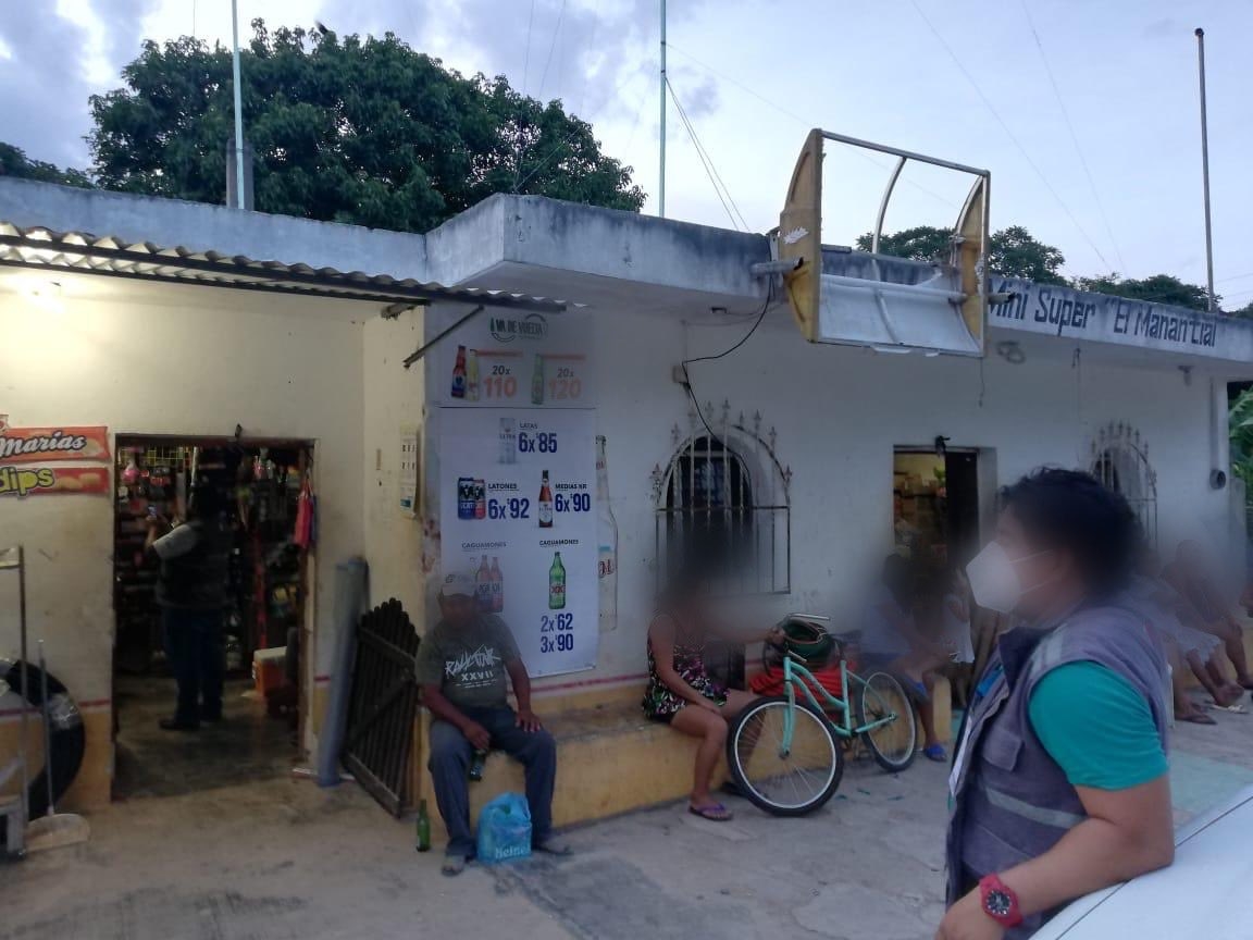 Clausuran tres establecimientos en Felipe Carrillo Puerto por venta de alcohol fuera de horario