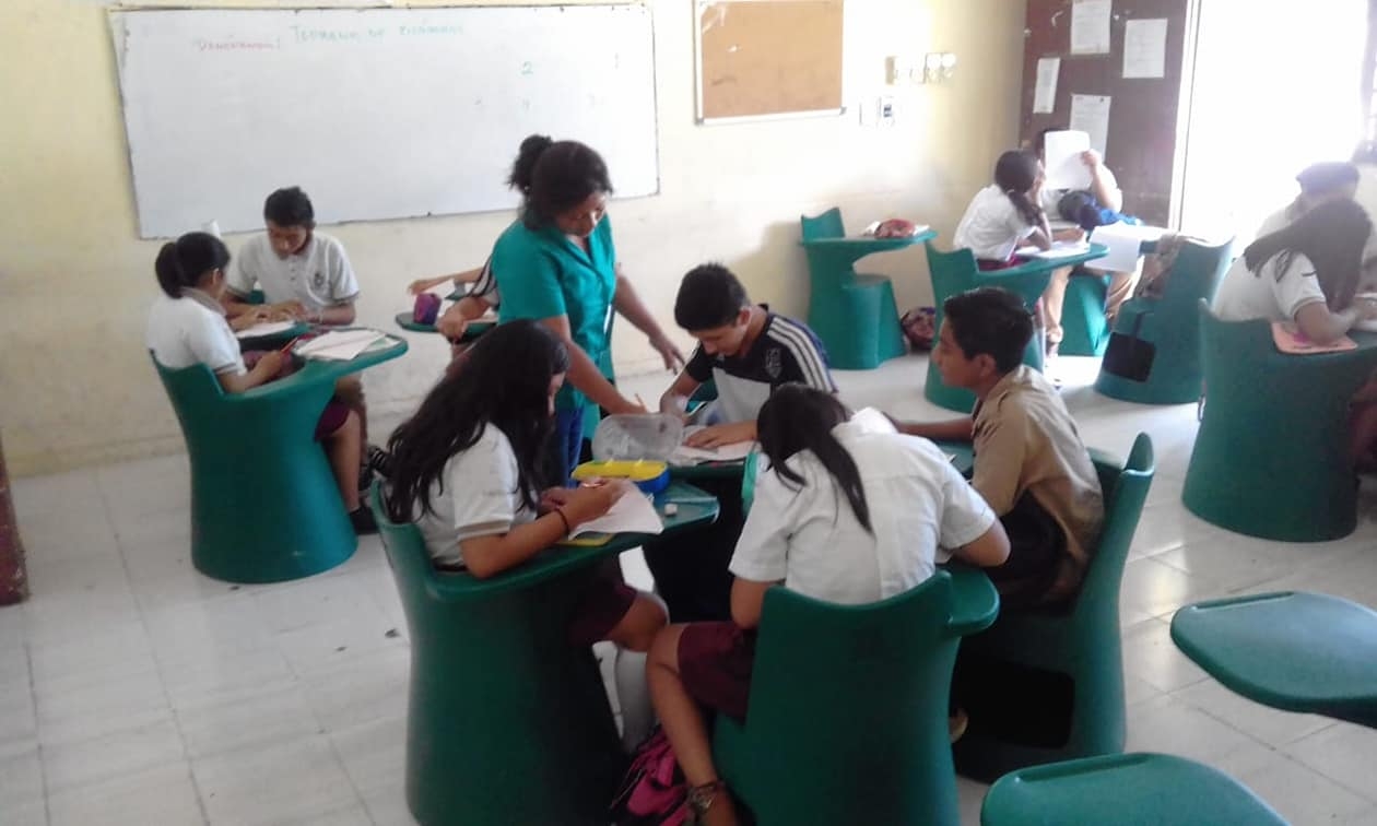 Pagan adeudos a personal educativo de Yucatán, luego de meses de atraso