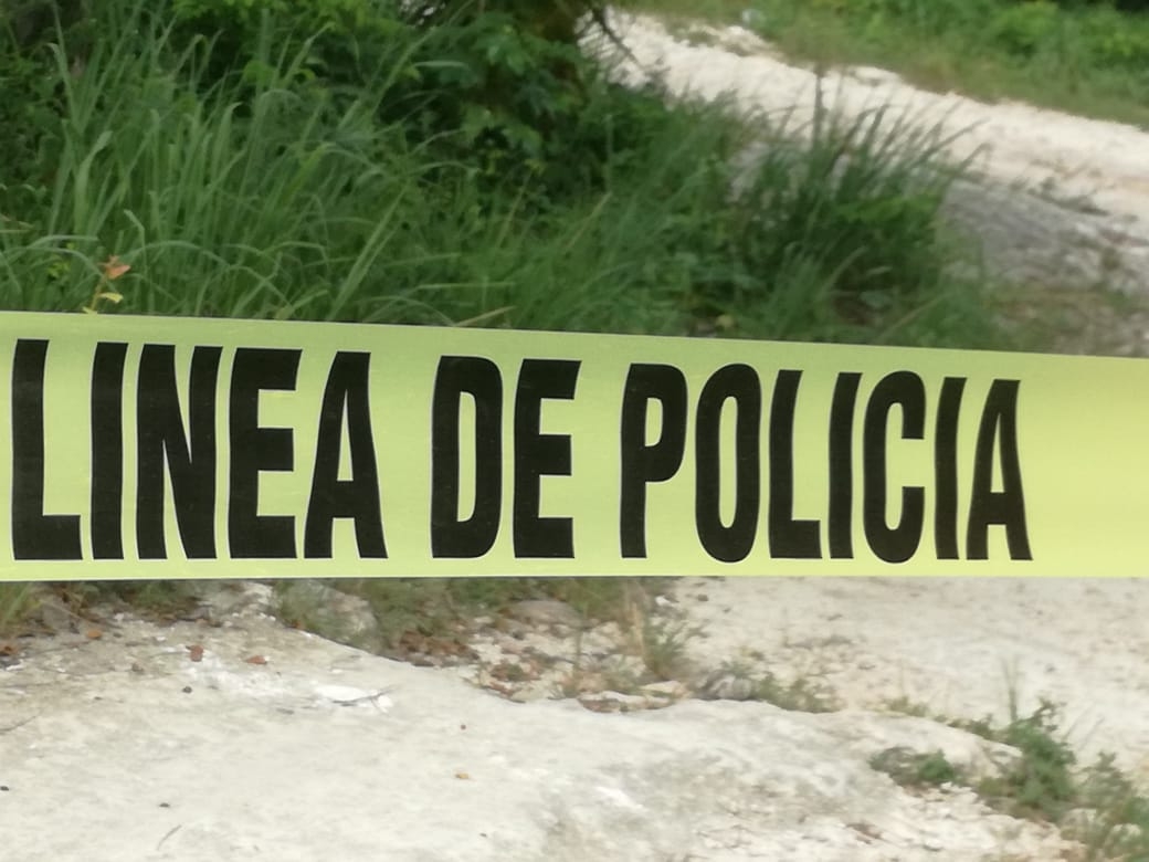 Comando ejecuta a un hombre en la puerta de su casa en Cancún