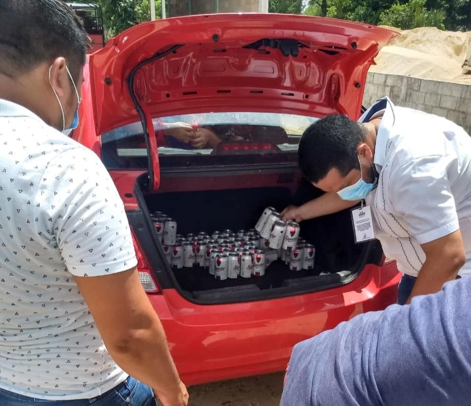 Policías decomisan 324 cervezas en Calkiní