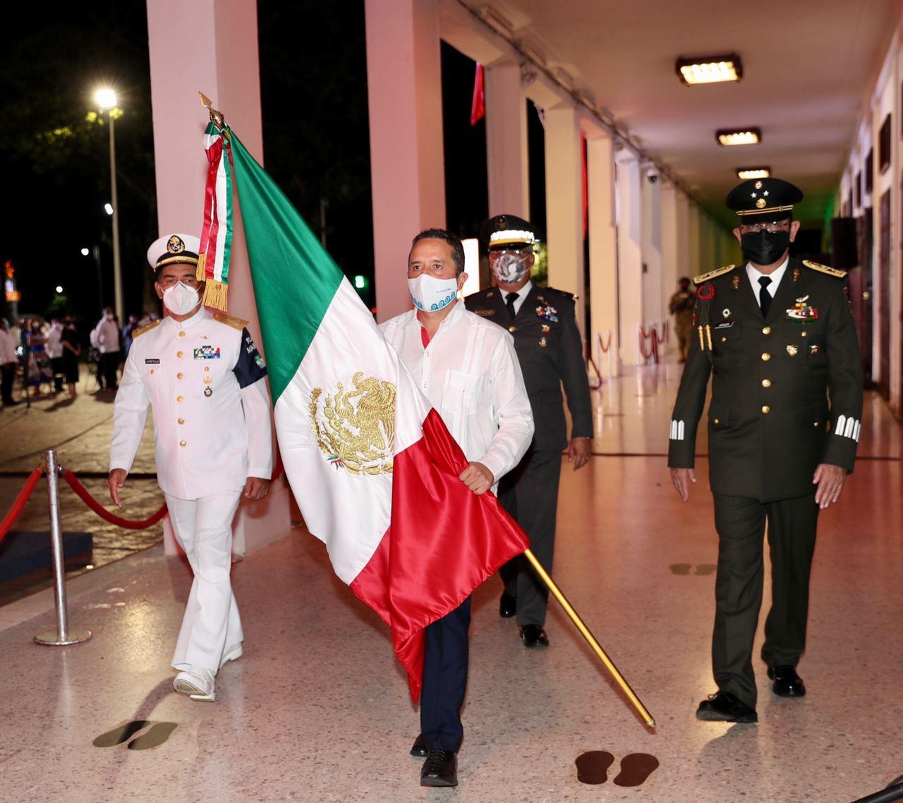 Quintana Roo celebra Grito de Independencia con soldados y personal médico como héroes