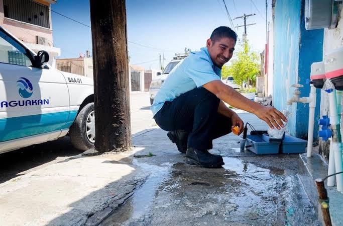 Empresa Aguakan corta servicio de agua a deudores en Cancún