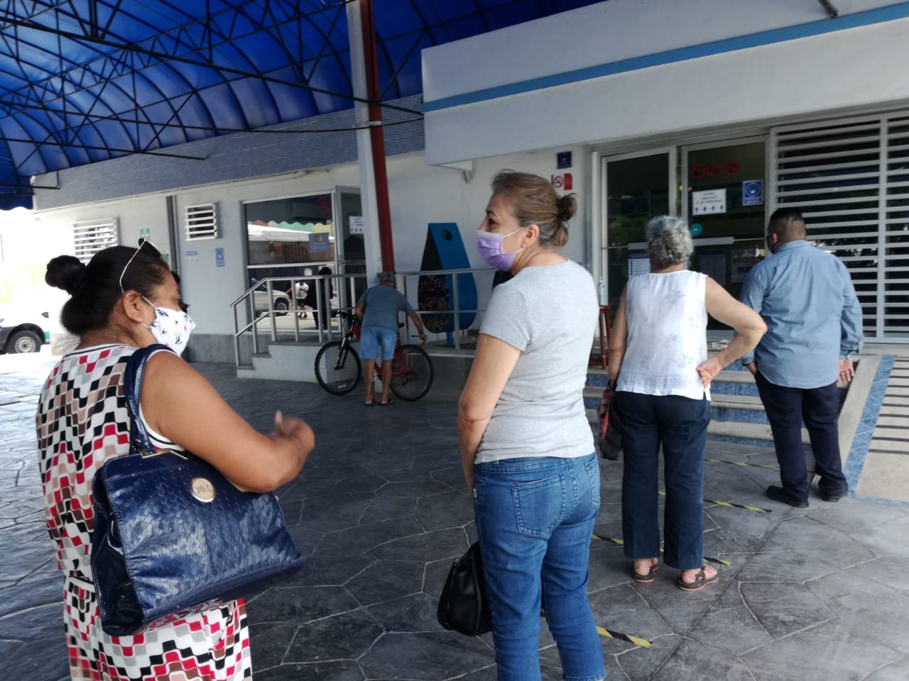 Acusan cobros excesivos de Aguakan en Cancún