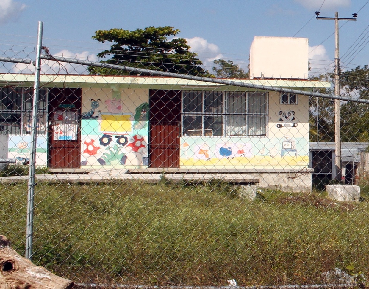 No dejarán desamparados a maestros de Campeche ante eliminación de programas