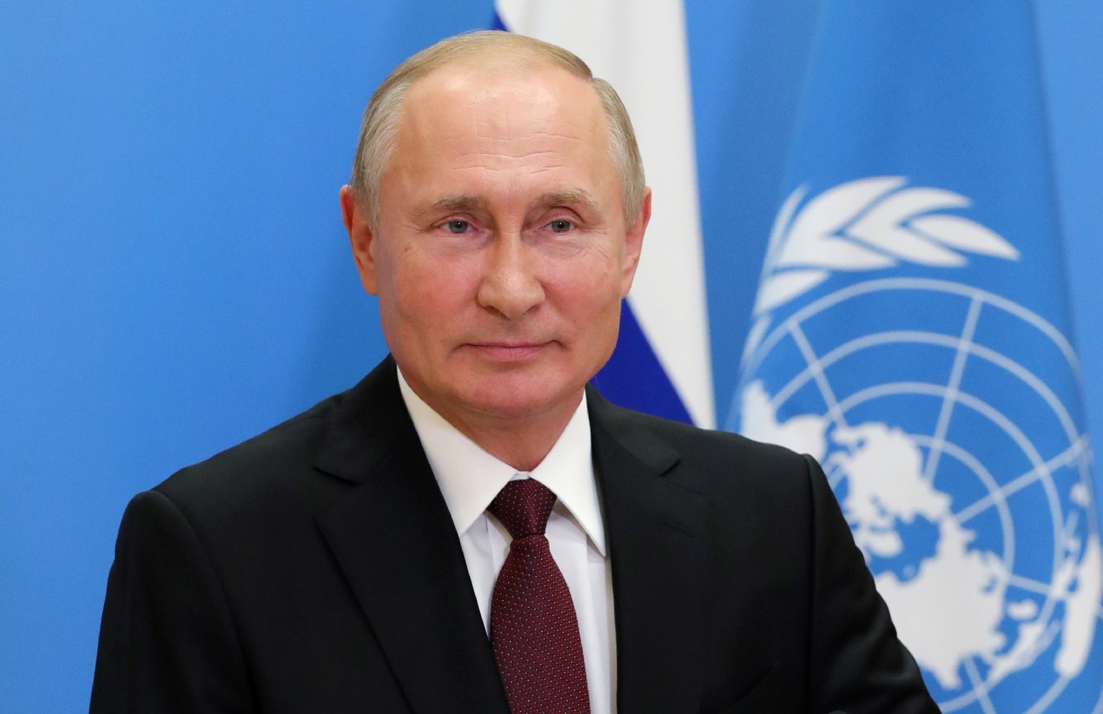 Vladimir Putin recibirá vacuna anticovid este martes