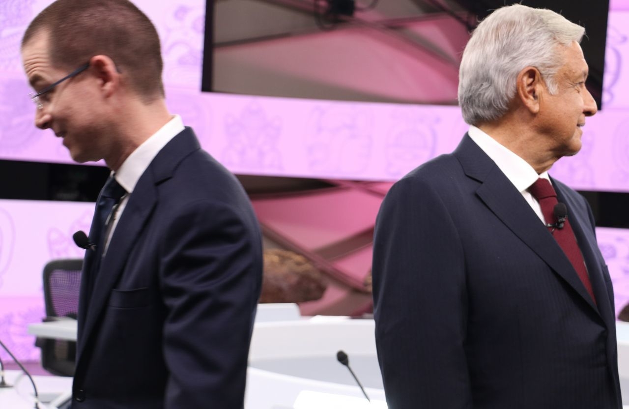 Ricardo Anaya y Andrés Manuel López Obrador durante el debate en 2018 (Cuartoscuro)