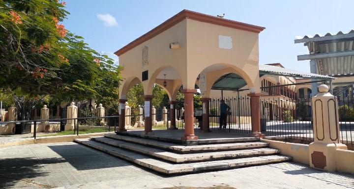 Falta de agua en escuelas retrasaría regreso a clases en Campeche