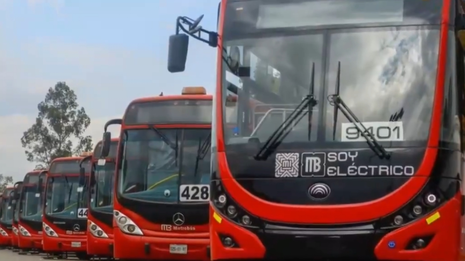 ¡Conócelo! La CDMX estrena Metrobús eléctrico; dará servicio desde mañana (VIDEO)