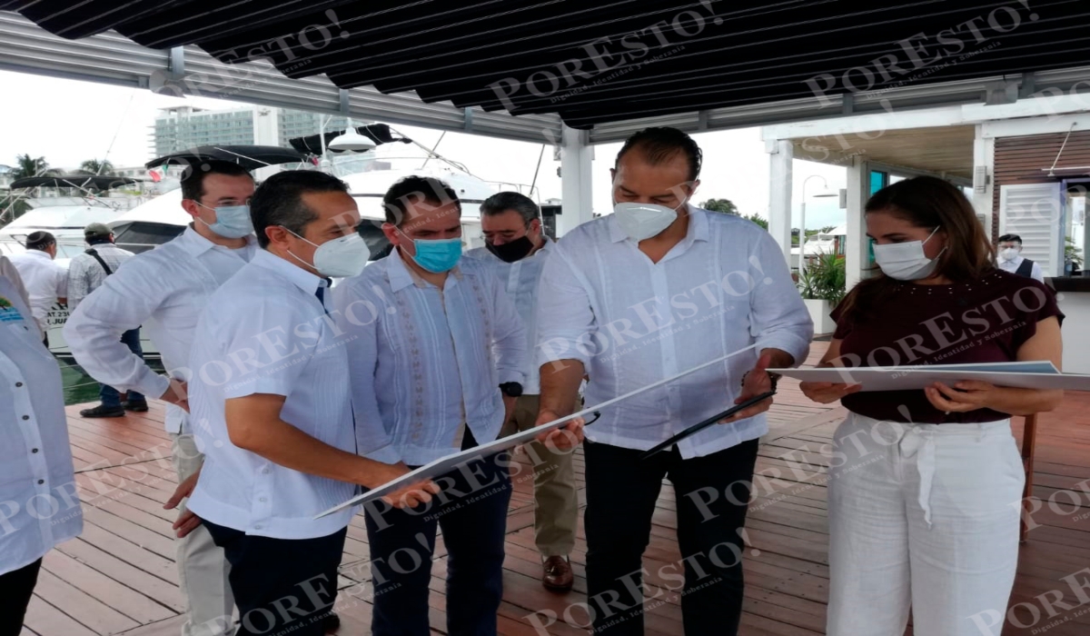 Arturo Herrera visita la zona de Cancún donde se realizará el Puente Nichupté