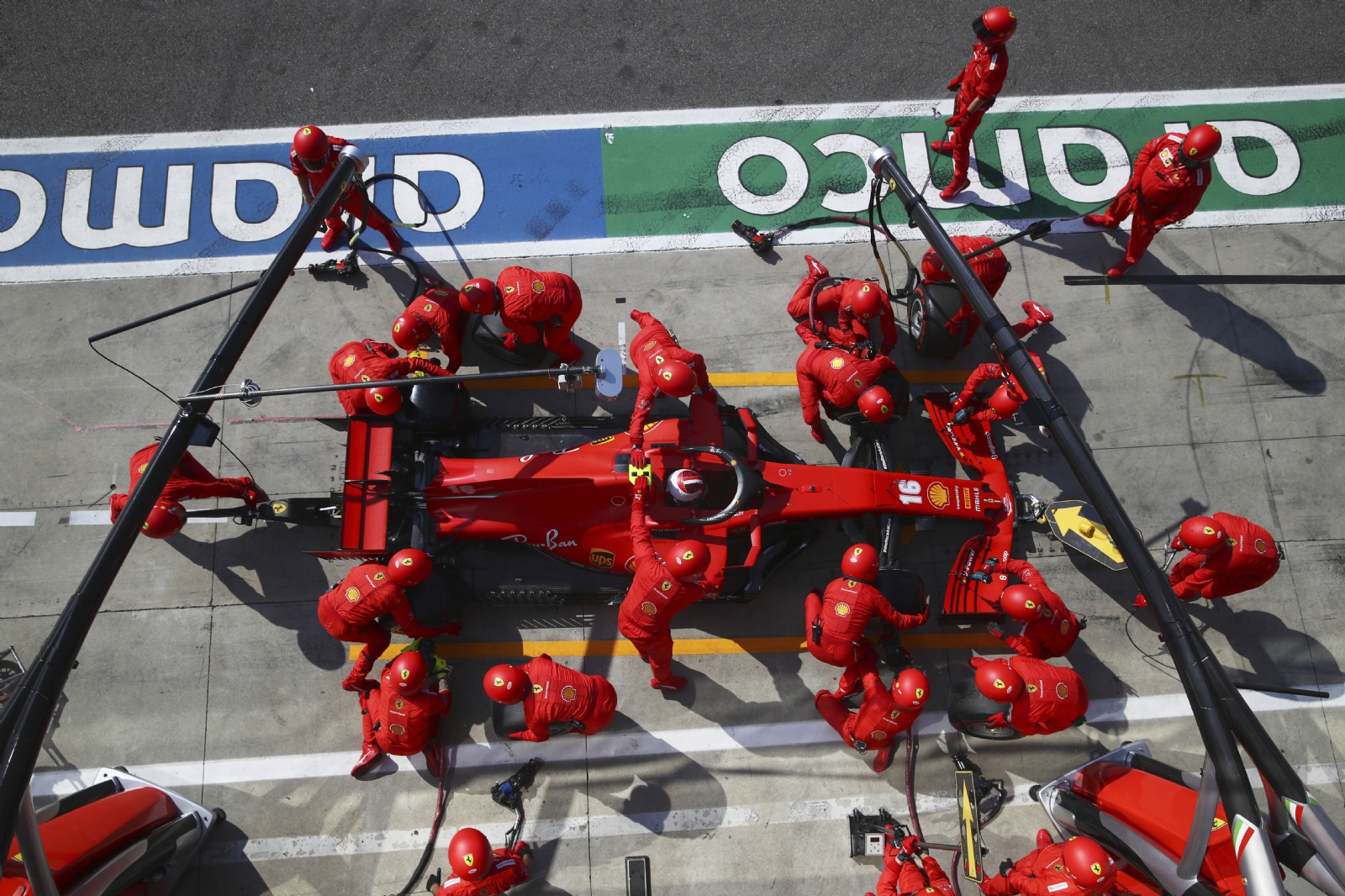 F1: Charles Leclerc, ileso tras fuerte choque en Gran Premio de Italia (VIDEO)
