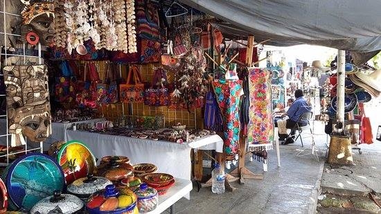 Mercado 23 en Cancún retoma actividades hoy lunes