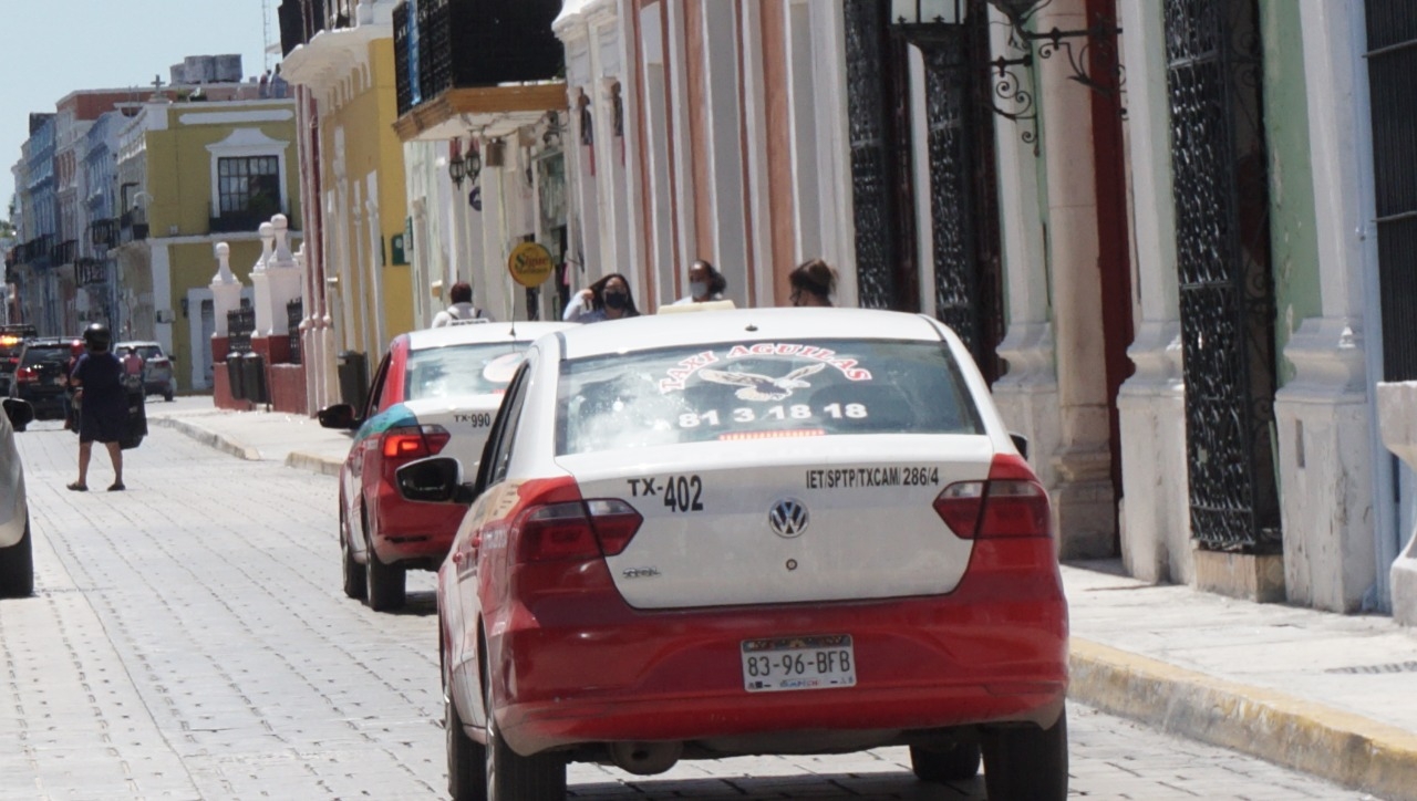 Taxistas de Campeche registran caída del 66 por ciento en sus ingresos