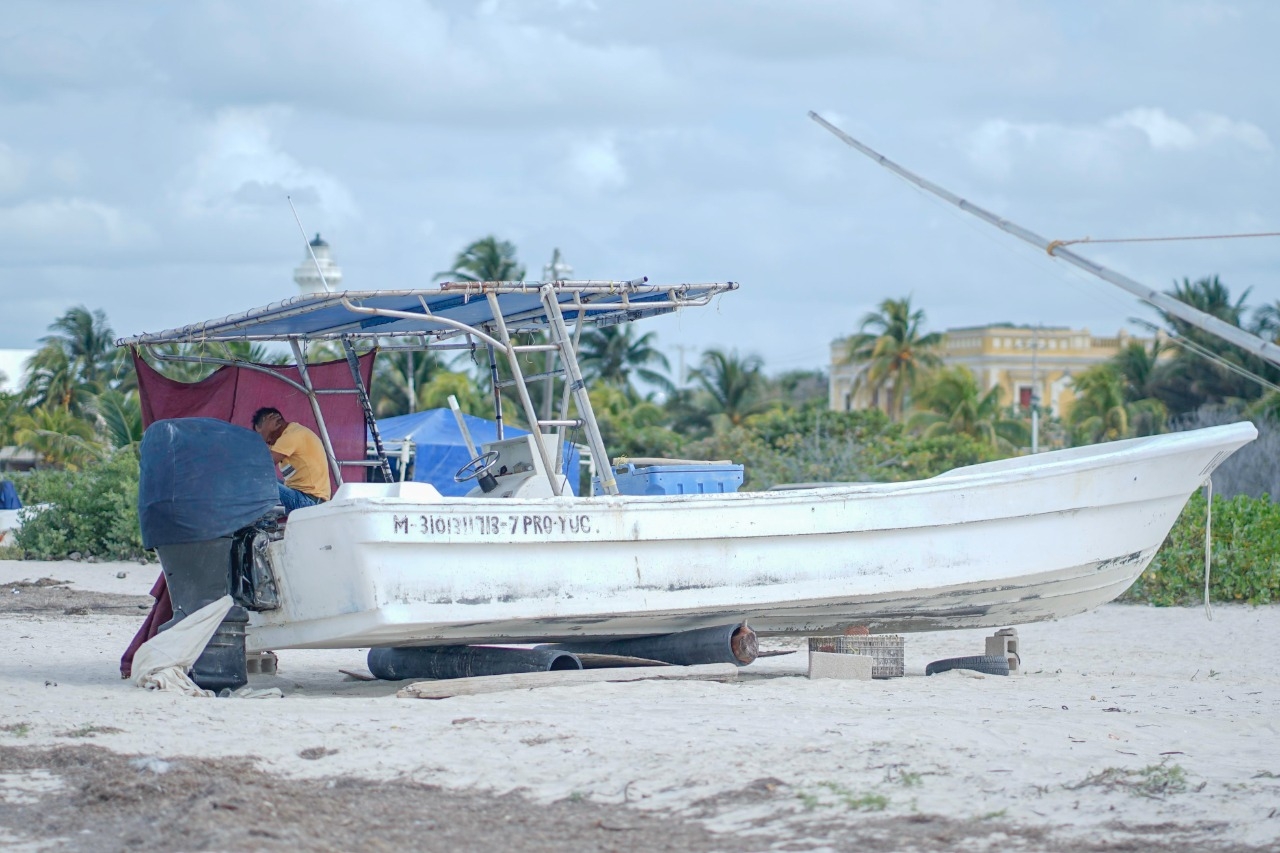 Ladrones le amargan el Año Nuevo a un pescador en Progreso