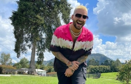 ¡Ah perro! El beso de Maluma en Instagram