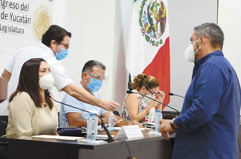 Diputados ganan más de un millón de pesos en Yucatán