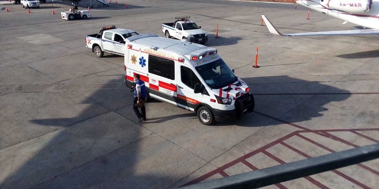 Mujer convulsiona en un avión de Viva Aerobús con destino a Mérida