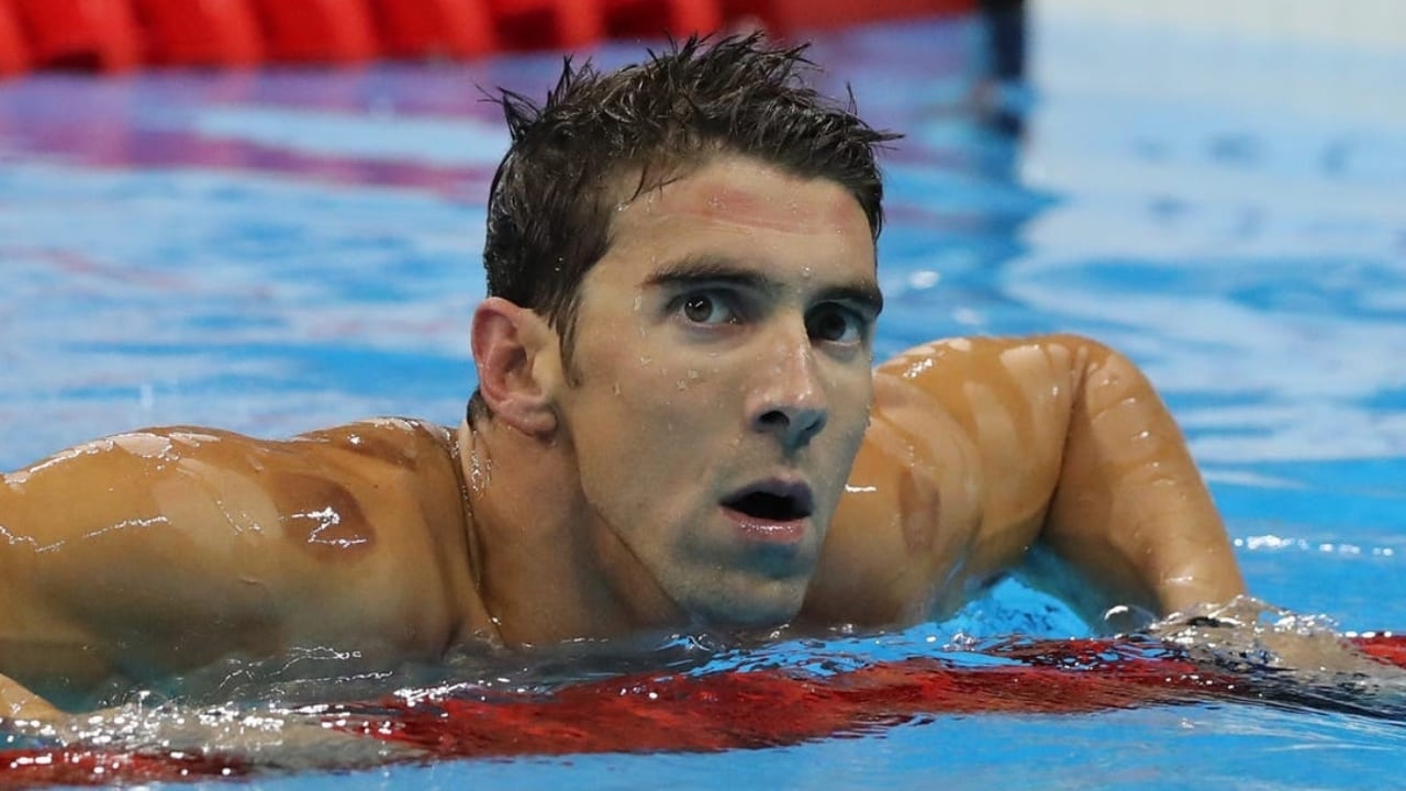 Michael Phelps ha pensado en el suicidio, confiesa su esposa