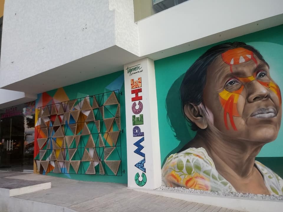 Los murales culturales mayas en el Malecón de Campeche