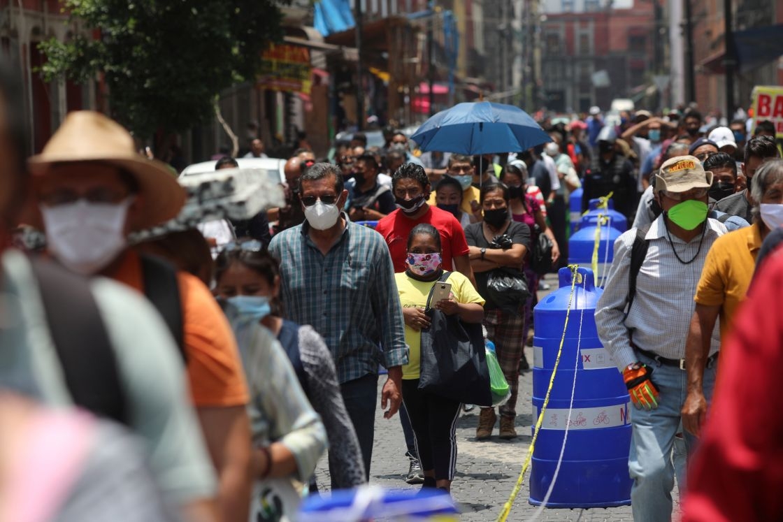 Continúa semáforo rojo en la Ciudad de México por contagios de COVID-19