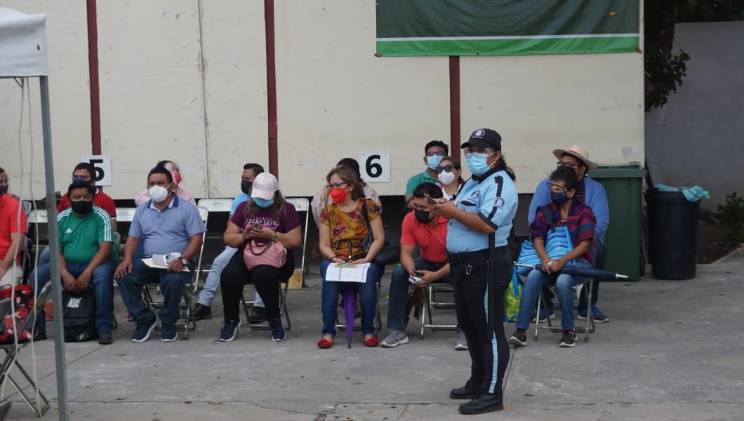 Plan de vacunación anticovid a maestros sin contratiempos en Campeche