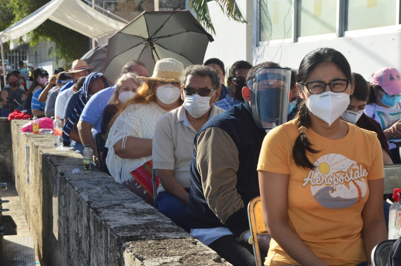 Este miércoles terminaría la vacunación a docentes en Campeche