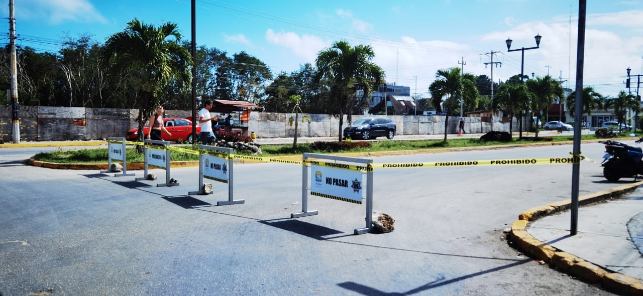 Uno de los carriles de la carretera Tulum-Cancún fue cerrada a la circulación para reparaciones este 6 de julio