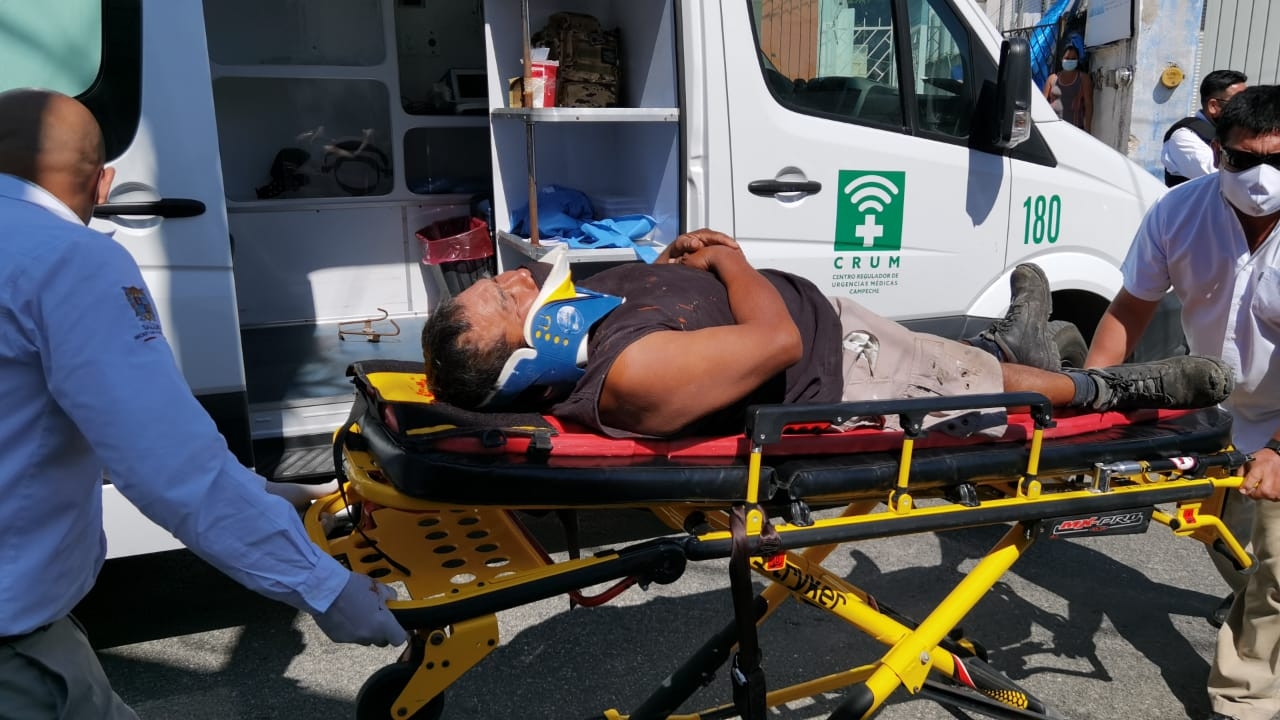 Tres personas resultan lesionadas en un accidente vial en Campeche
